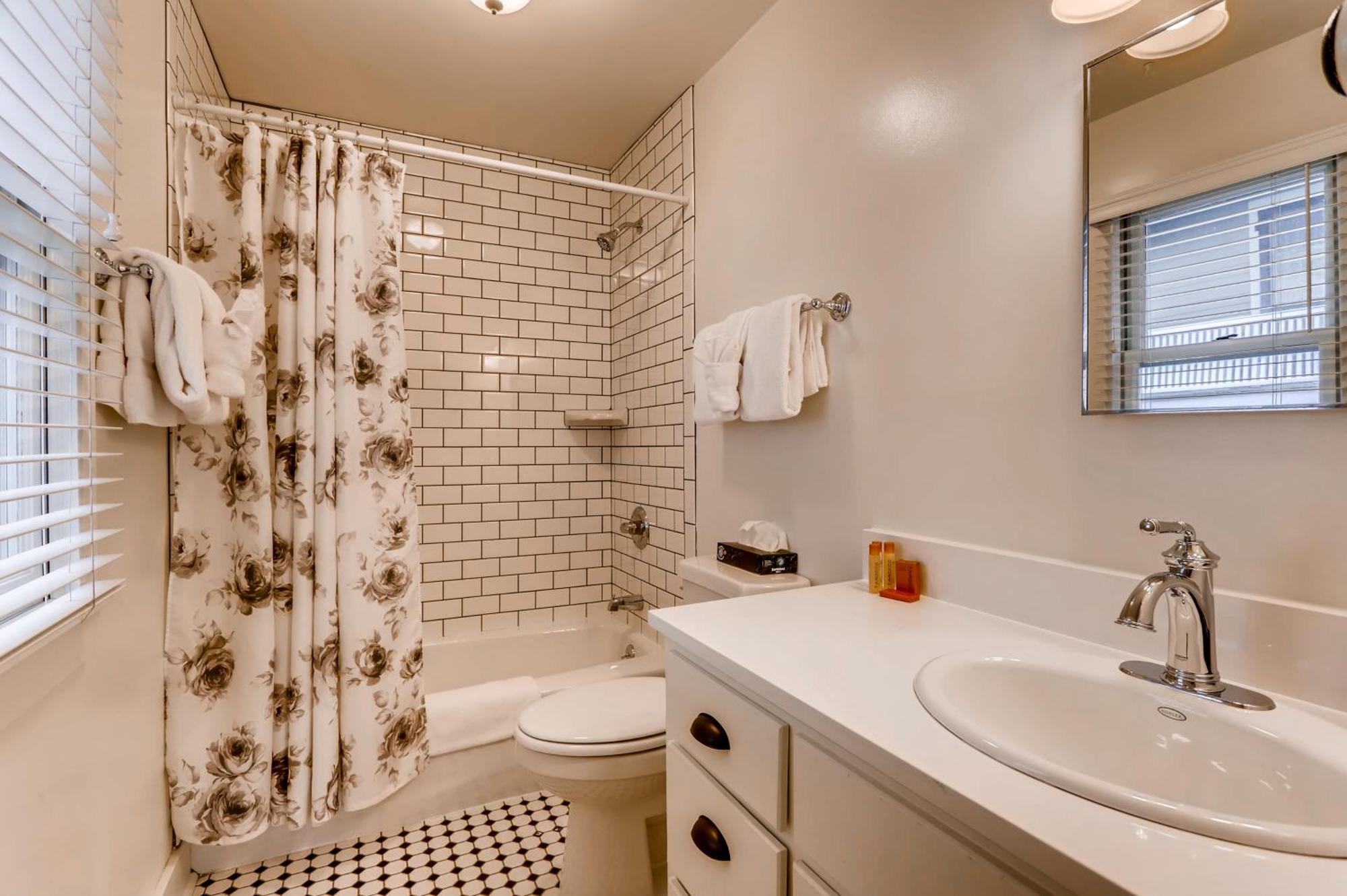 Colorado Chautauqua Cottages Боулдър Екстериор снимка