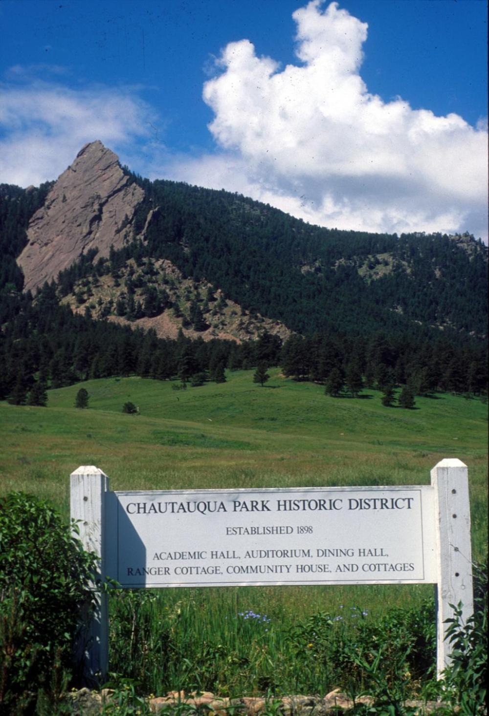 Colorado Chautauqua Cottages Боулдър Екстериор снимка